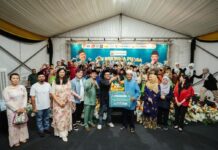 Over 1,000 join the Ala-Madinah Buka Puasa initiative at ST Rosyam Mall