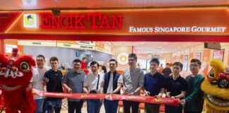 Famous Singapore gourmet Encik Tan opens first outlet in Malaysia at Sultan Abdul Aziz Shah Airport